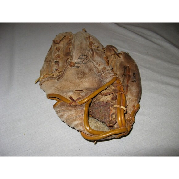 Louisville Slugger Pick Pocket Baseball Softball Glove Mitt LSG13 RHT 13" H & B - Picture 1 of 4